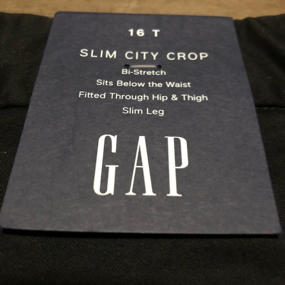 Gap Slim City Crop in Bi-Stretch Material - Picture 3 of 6